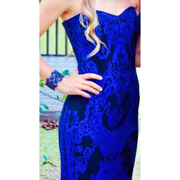 JUMP APPAREL PROM DRESS😍😍 - Picture 2 of 4